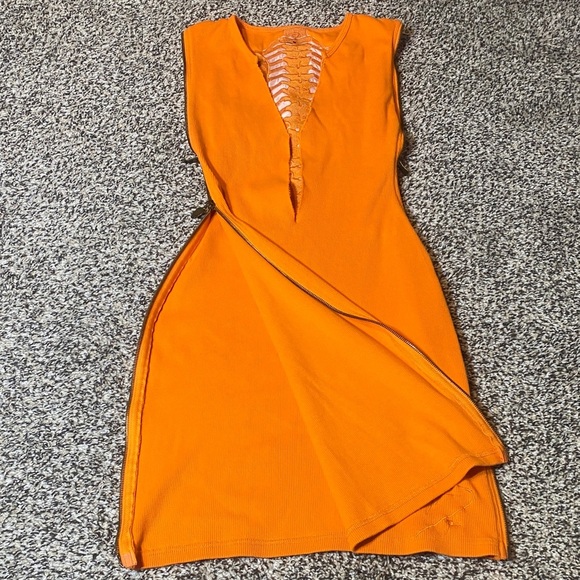 Tordrobes Bold Orange Bodycon Plunge Mini Dress with side - Picture 11 of 14